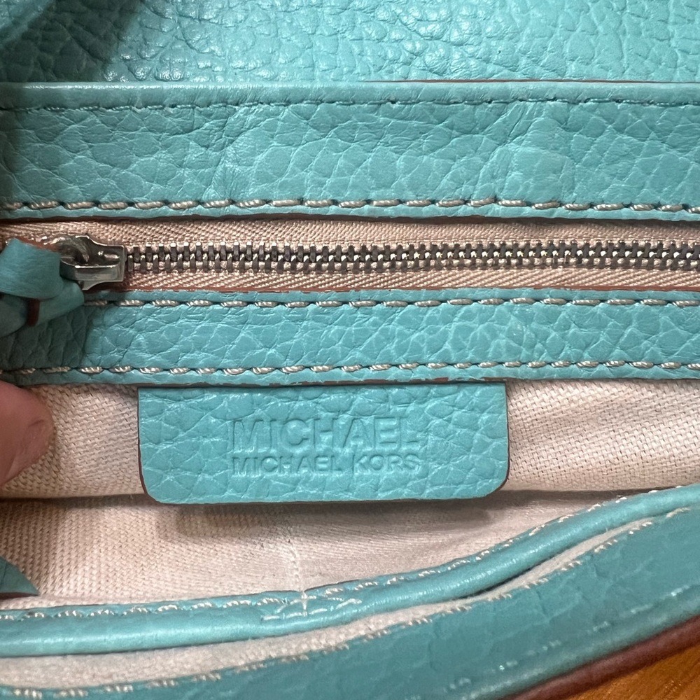 Michael kors  teal/turquoise shoulder bag - Picture 8 of 15